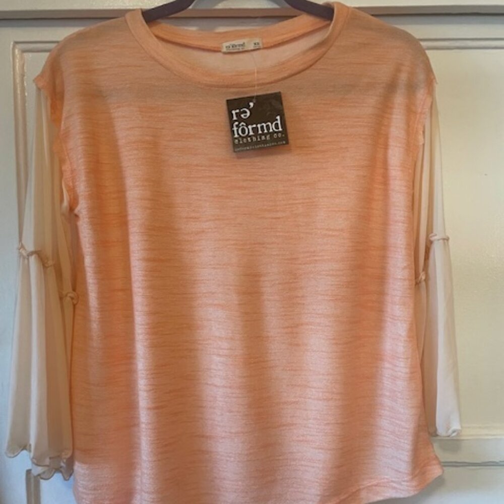 NWT Top Women's XS Flowy Tiered 3/4 Sleeves Peach Casual Flowy Boho